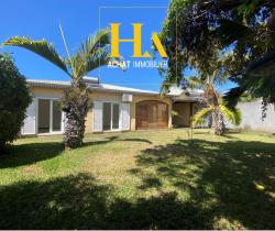 Maison / Villa Plus de 5 pièces  95 m2