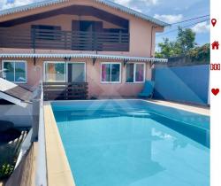 Maison / Villa 5 pièce(s)  140 m2