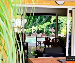 Maison / Villa  176 m2