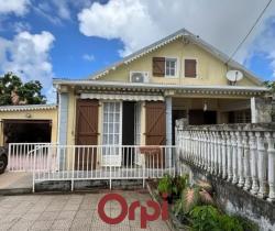 Maison / Villa 5 pi&egrave;ce(s)  145 m2