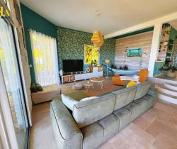 Maison / Villa Plus de 5 pièces  180 m ...