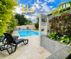 Propriété Plus de 5 pièces  160 m2