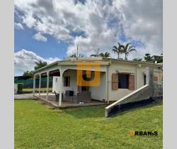Maison / Villa 4 pièce(s)  100 m2