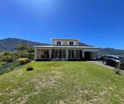 Maison / Villa Plus de 5 pièces  160 m ...