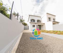 Maison / Villa 3 pièce(s)  62 m2
