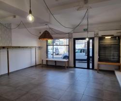 Local commercial studio Saint Pierre 