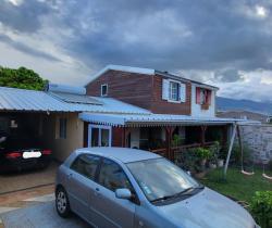 Maison / Villa 5 pi&egrave;ce(s)  144 m2