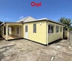 Maison / Villa 4 pi&egrave;ce(s)  110 m2