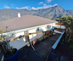 Maison / Villa 4 pièce(s)  185 m2