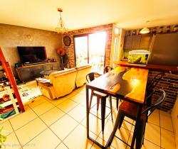 Appartement 4 pièce(s)  Saint Gilles Les Bains