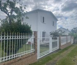 Maison / Villa 5 pi&egrave;ce(s)  120 m2