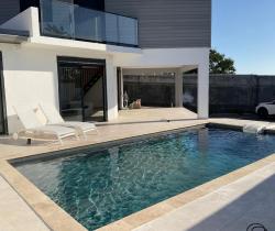 Maison / Villa 5 pièce(s)  Saint Gilles Les Bains