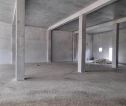 Local commercial studio Sainte Suzanne 