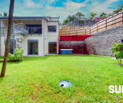 Maison / Villa 4 pièce(s)  100 m2