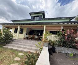 Maison / Villa 5 pièce(s)  Ravine Des Cabris