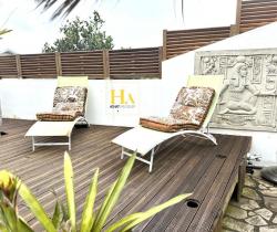 Maison / Villa 5 pi&egrave;ce(s)  200 m2