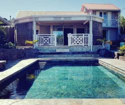 Maison / Villa Plus de 5 pi&egrave;ces  160 m ...