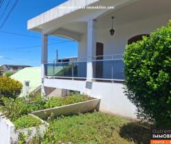 Maison / Villa  282 m2