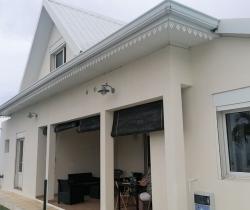 Maison / Villa 2 pi&egrave;ce(s)  165 m2