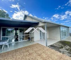 Maison / Villa 4 pi&egrave;ce(s)  110 m2