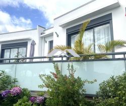 Maison / Villa 4 pi&egrave;ce(s)  106 m2