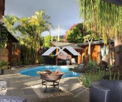 Maison / Villa 4 pi&egrave;ce(s)  225 m2