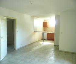 Appartement 4 pi&egrave;ce(s)  79 m2