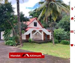 Maison / Villa 5 pi&egrave;ce(s)  160 m2