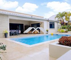 Maison / Villa 5 pi&egrave;ce(s)  145 m2