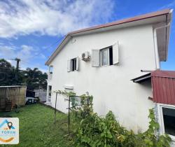 Maison / Villa 5 pi&egrave;ce(s)  132 m2