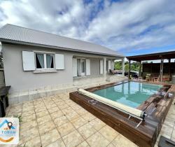 Maison / Villa 4 pi&egrave;ce(s)  192 m2