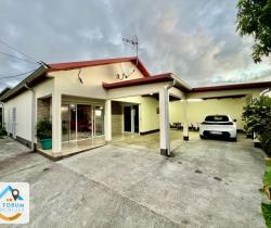 Maison / Villa 4 pi&egrave;ce(s)  84 m2