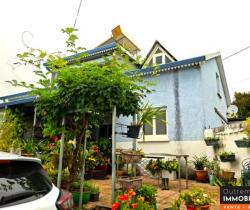 Maison / Villa  180 m2