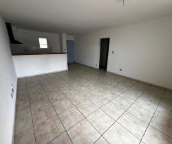 Appartement 3 pièce(s)  Saint Benoît 