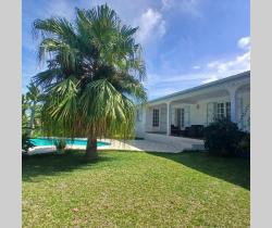 Maison / Villa 4 pi&egrave;ce(s)  110 m2