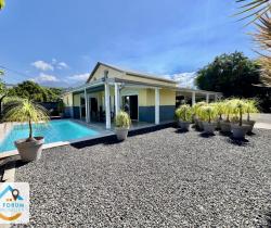 Maison / Villa 4 pi&egrave;ce(s)  109 m2