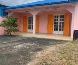 Maison / Villa 4 pi&egrave;ce(s)  65 m2