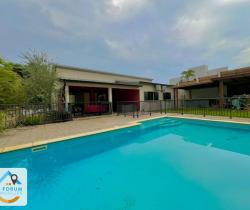 Maison / Villa 4 pièce(s)  Ravine Des Cabris