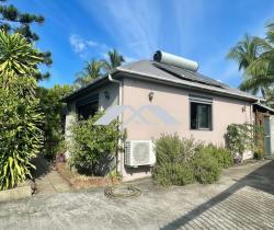 Maison / Villa 4 pi&egrave;ce(s)  132 m2