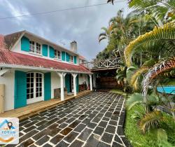 Maison / Villa Plus de 5 pi&egrave;ces  179 m ...