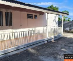 Maison / Villa  93 m2