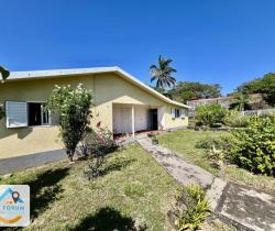 Maison / Villa 3 pi&egrave;ce(s)  107 m2