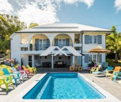 Propriété Plus de 5 pi&egrave;ces  219 m2