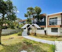 Maison / Villa 5 pi&egrave;ce(s)  120 m2