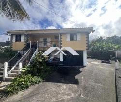 Maison / Villa 5 pi&egrave;ce(s)  119 m2