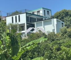 Maison / Villa Plus de 5 pi&egrave;ces  200 m ...