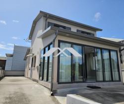 Maison / Villa 4 pi&egrave;ce(s)  94 m2