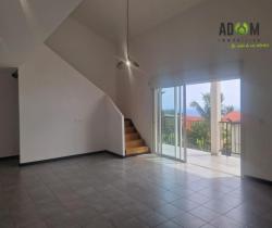 Maison / Villa 4 pi&egrave;ce(s)  78 m2