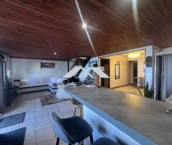 Maison / Villa 4 pi&egrave;ce(s)  149 m2