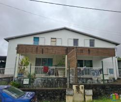 Maison / Villa 3 pi&egrave;ce(s)  81 m2